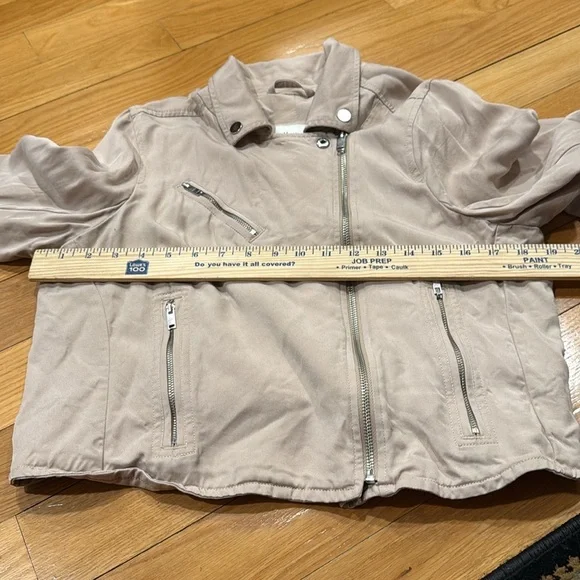 Abercrombie & fitch tan jacket size medium. - Picture 6 of 8